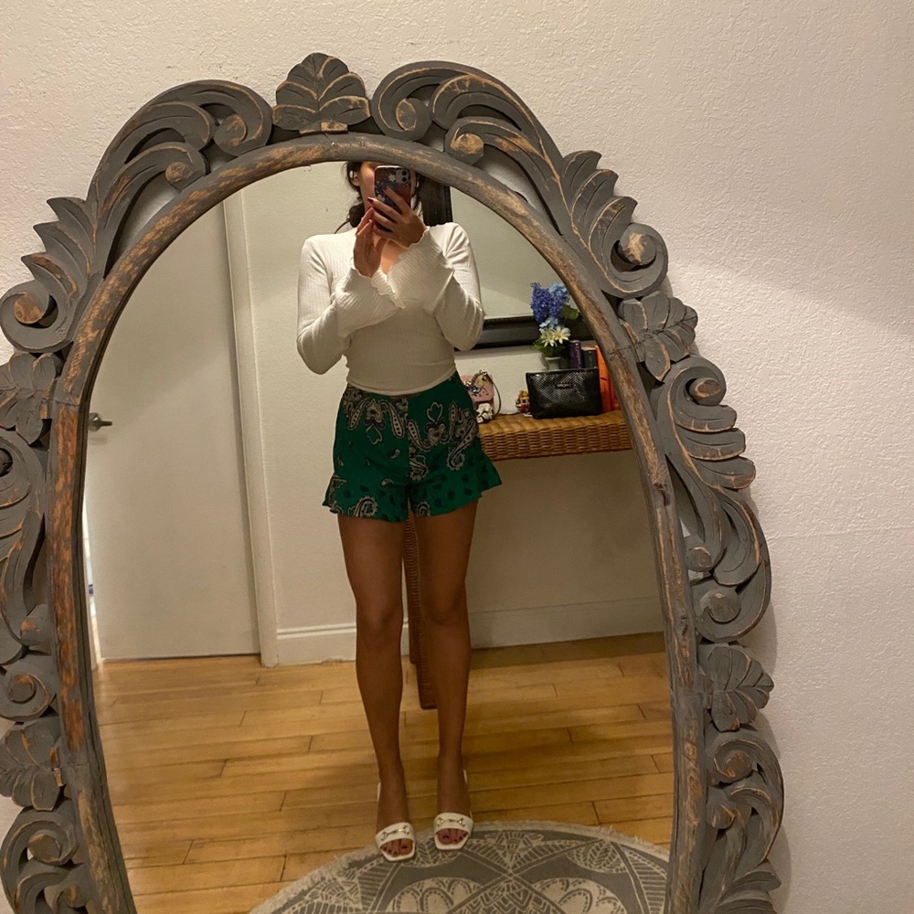 Zara Flowy Shorts